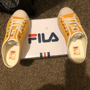fila mule shoes